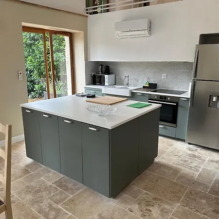 Vila Beautiful Perigord House *
